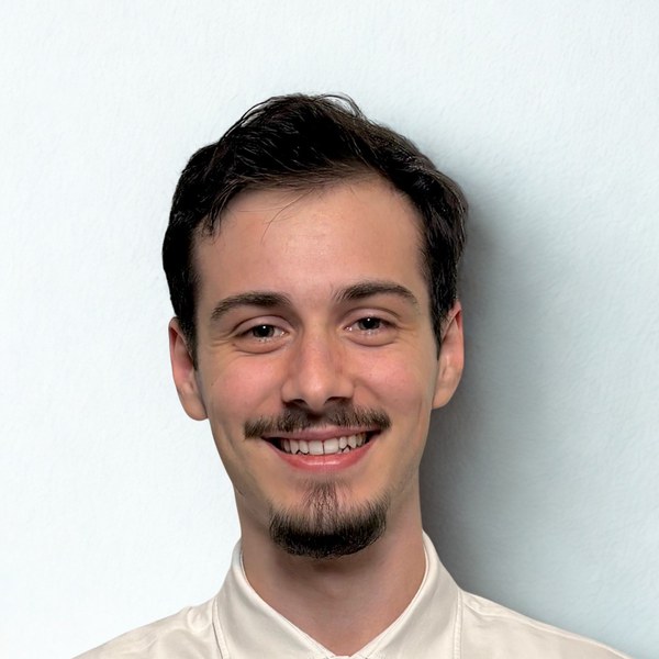 Luis Figueras, Mitgründer LiftUp Socials